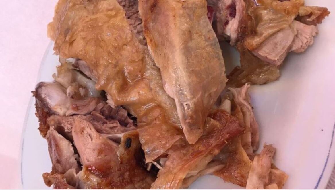 Лично нам не понравилось, но местные уплетали за обе щеки. Но наш вердикт: точно нет.  