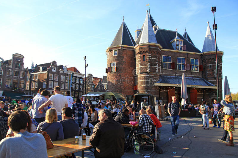 Неумаркт, Nieuwmarkt ,  Амстердам