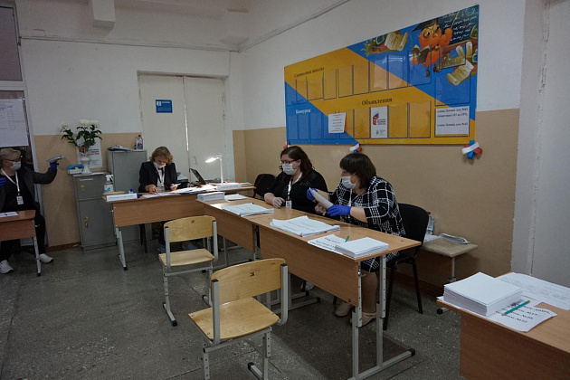 Источник: https://proseverouralsk.ru/novosti/golosovanie-1-iyulya-v-shkole-9-i-v-tsvr-volontery-pridumali-fishki/