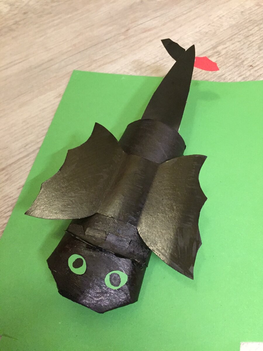 Как сделать поделку Дракон Беззубик своими руками | How to make Dragon Toothless