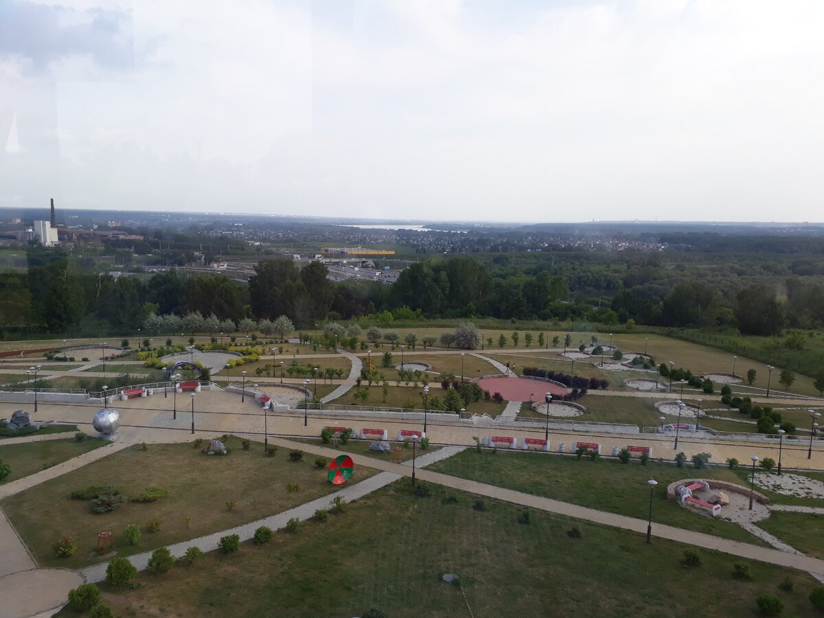 Парковая зона с колеса обозрения
