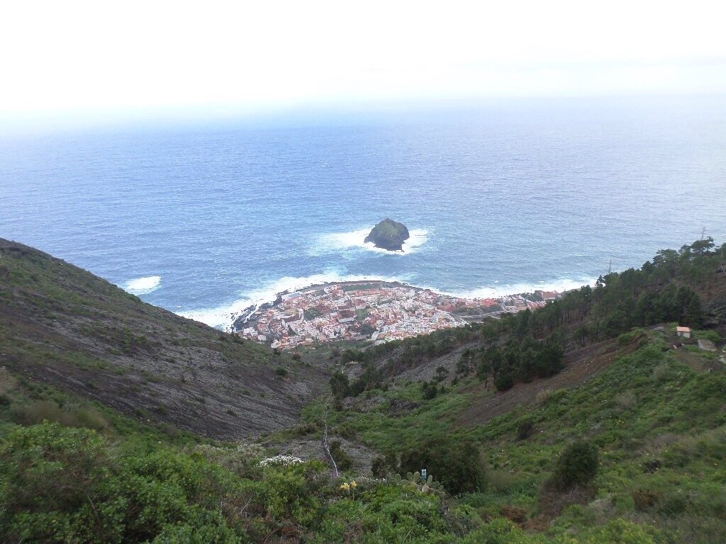 Смотреть чуть шире и более объемно