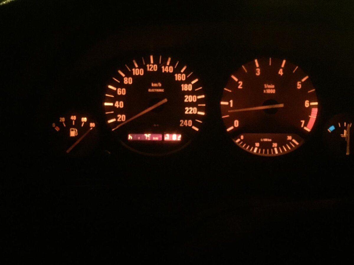 Полного бака машина давно не ощущала