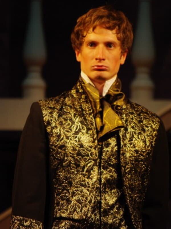 Хлестаков–Муссолини, Хлестаков – римский консул. Какая воля, какая непреклонная решимость!