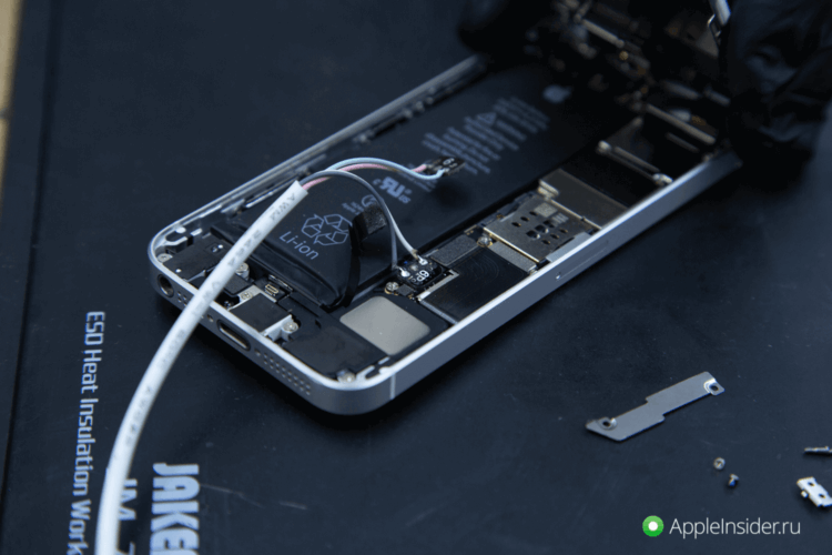 Замена батареи iPhone — это не то, чем нужно заниматься 