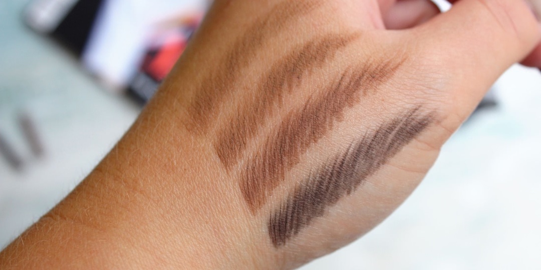 Легендарный карандаш для бровей!