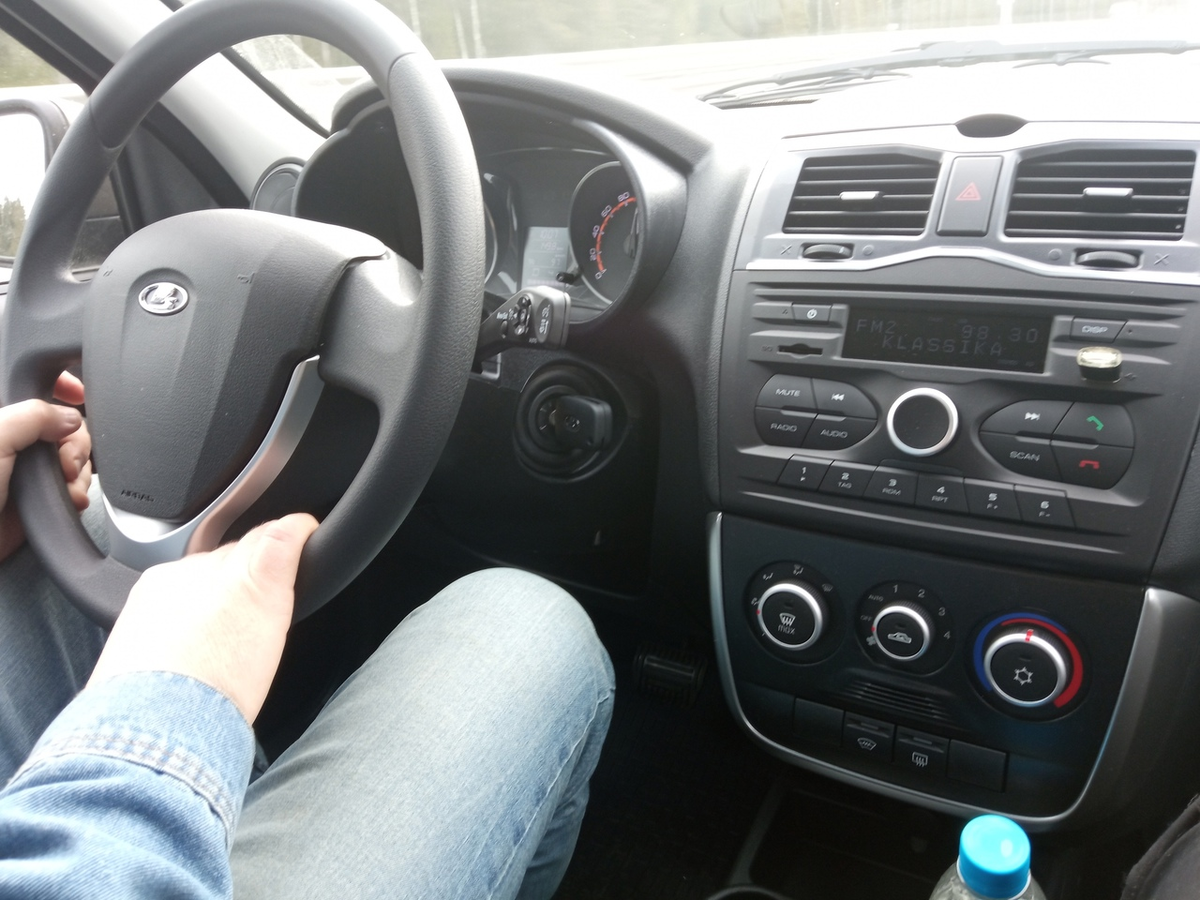 Хорошая машинка, нам нравится.