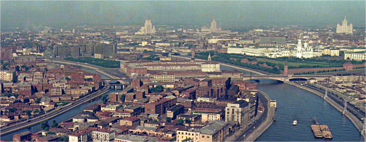 01. Панорама центральной части Москвы с верхней точки.