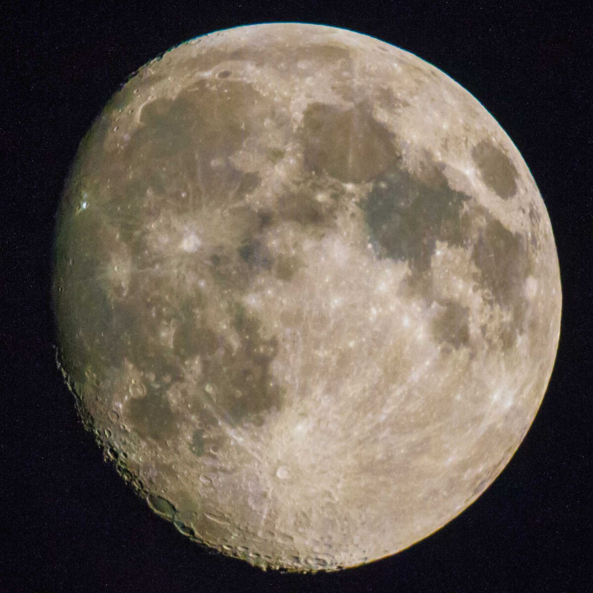 Луна. Фото: Александр Поволоцкий