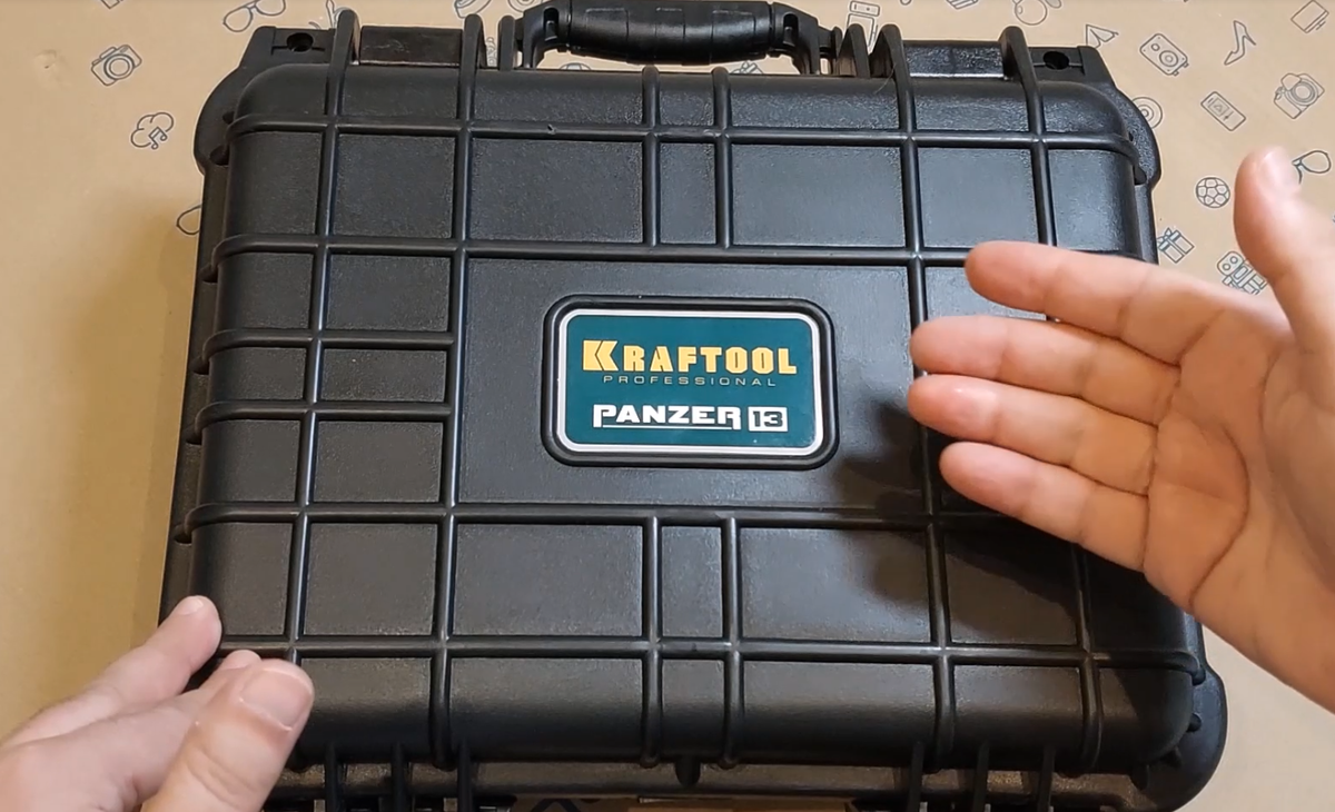 Ударопрочный кейс.