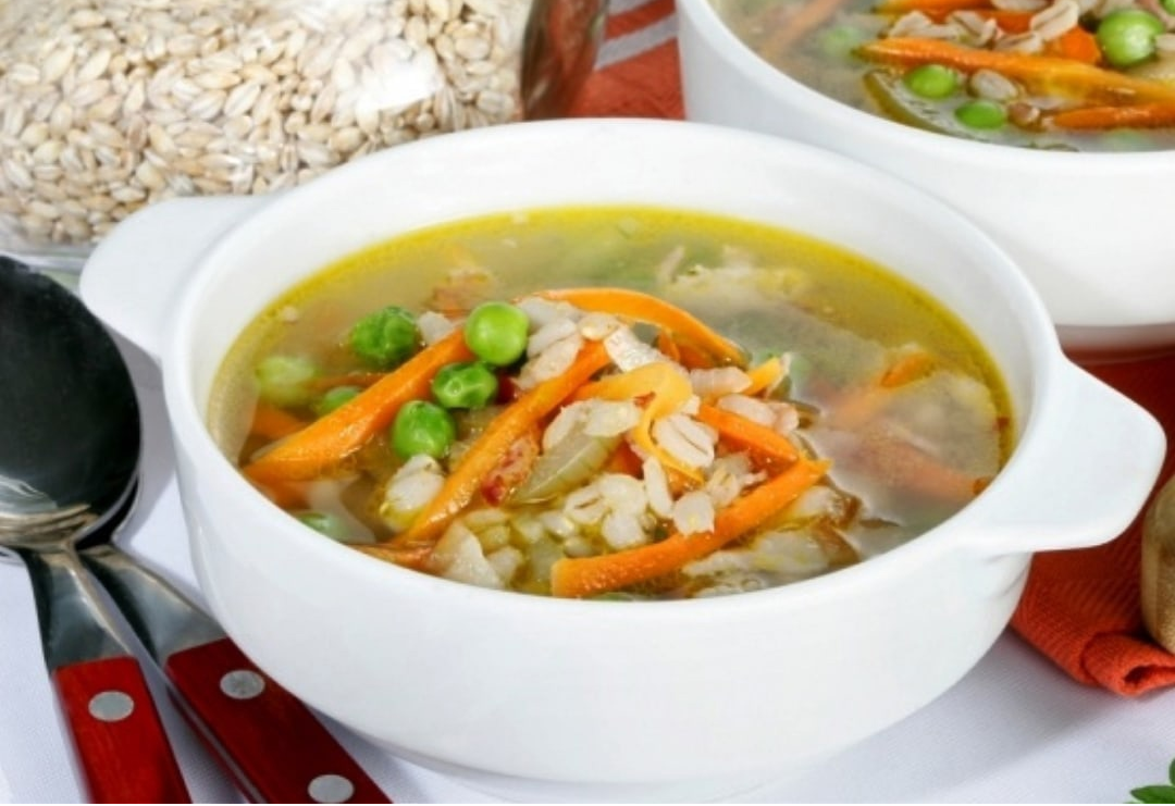 Постный суп с перловой крупой. 