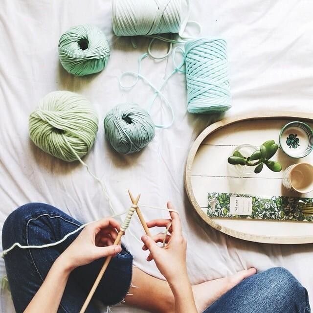 https://i.pinimg.com/736x/f7/29/c1/f729c19df08ec127d8660f9fc7565dae--knitting-needles-knit-crochet.jpg