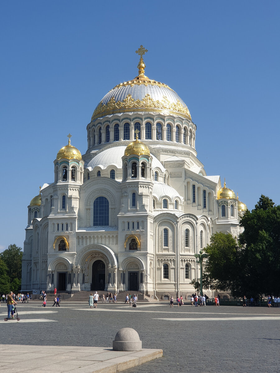 Морской собор в Кронштадте.