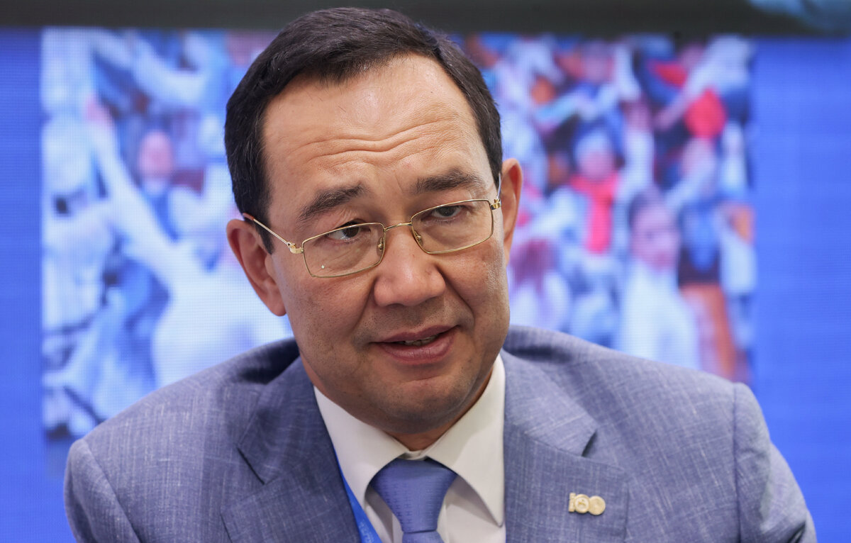    Айсен Николаев  Сергей Бобылев/ТАСС