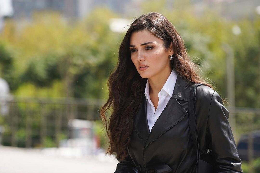 кадр из сериала "Другой человек"