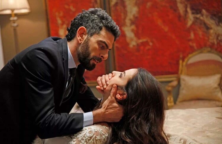 Кадры из сериала Ты расскажи, Карадениз