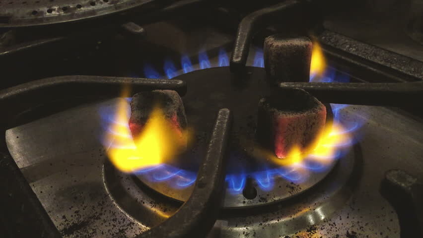 Розжиг углей для кальяна на газовой плите