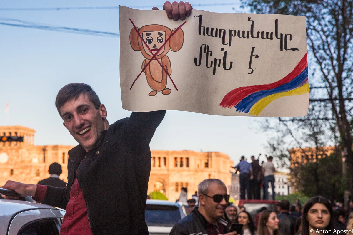 Против армян. Против армяней. Армяне оккупанты. Армения и Россия.