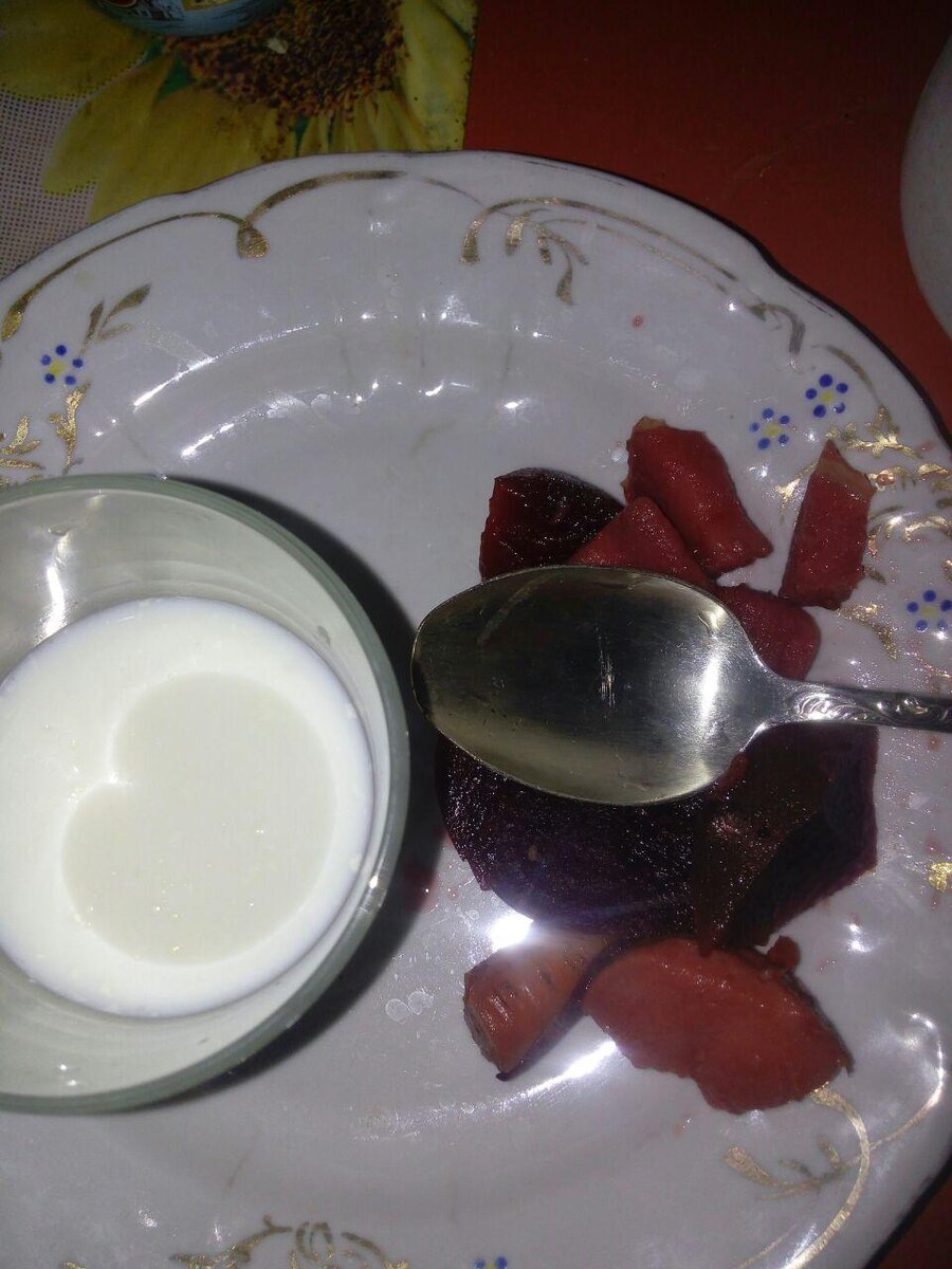 Очень хорошим ужином при хроническом панкреатите является стакан кефира и овощи на пару