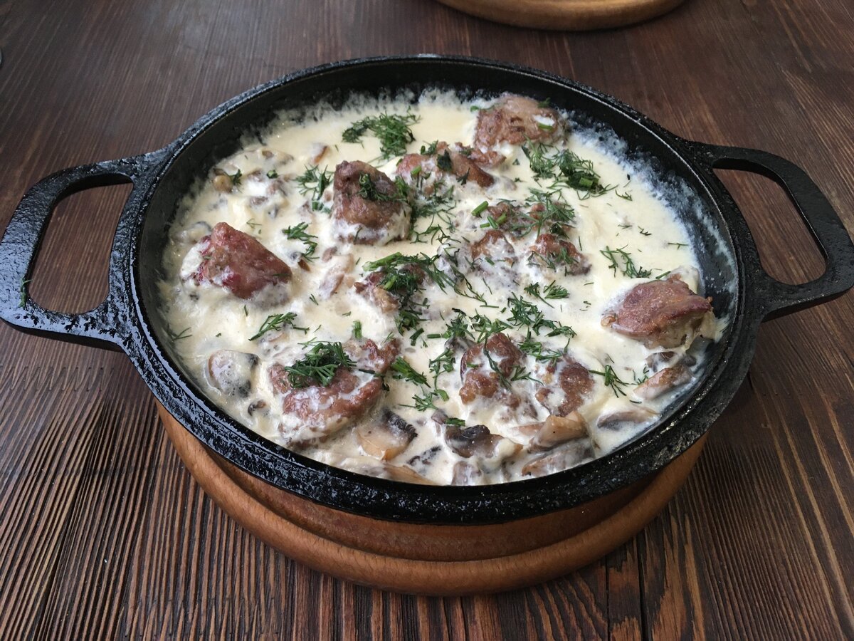 куриная печень с грибами