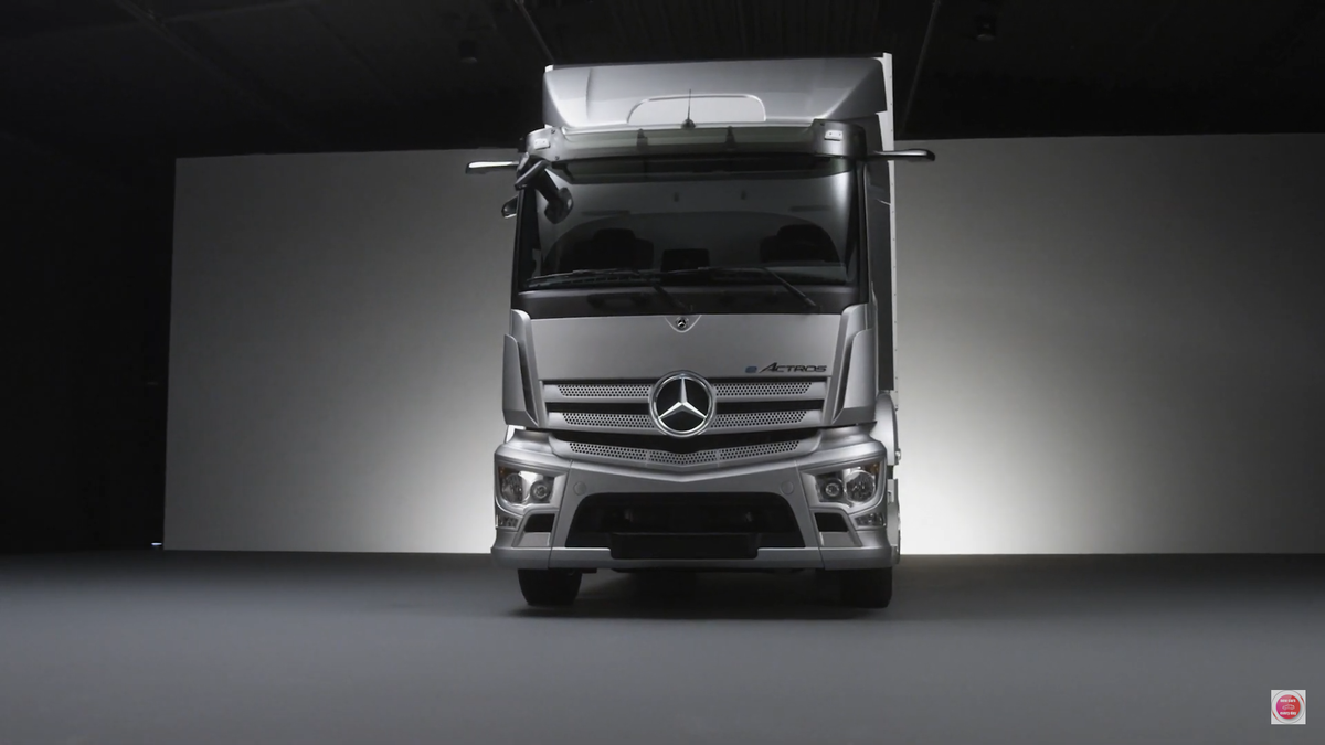 Mercedes Actros 2021