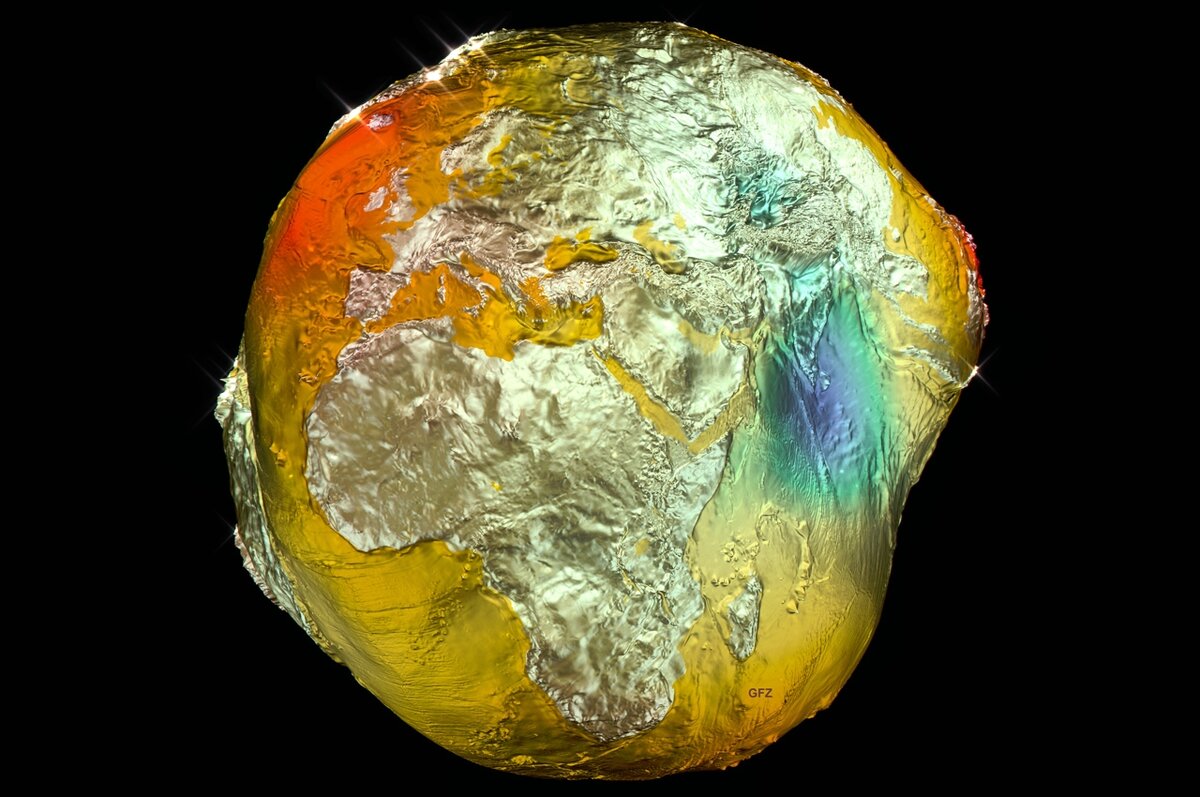 Форма земли открыл. Геоид земли. Глобус геоид. 3д модель земли геоид. Поверхность земли без воды.