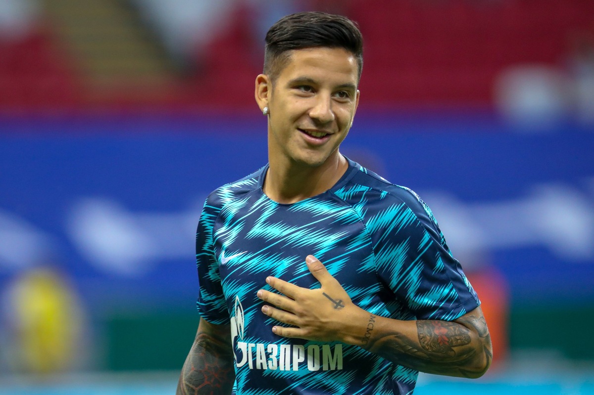 https://twitter.com/zenit_spb/