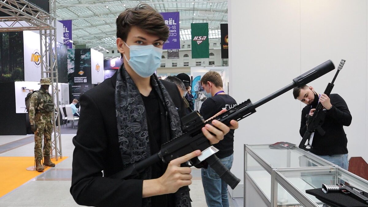 На стенде компании SWC, выставка ORELEXPO | Русский ОРУЖЕЙНИК, 2020 