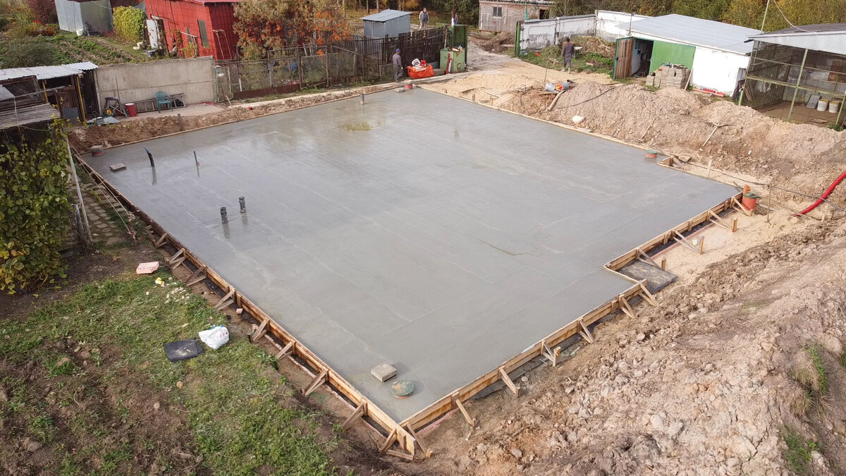 Сколько стоит построить монолитный фундамент?Рабочая смета ...