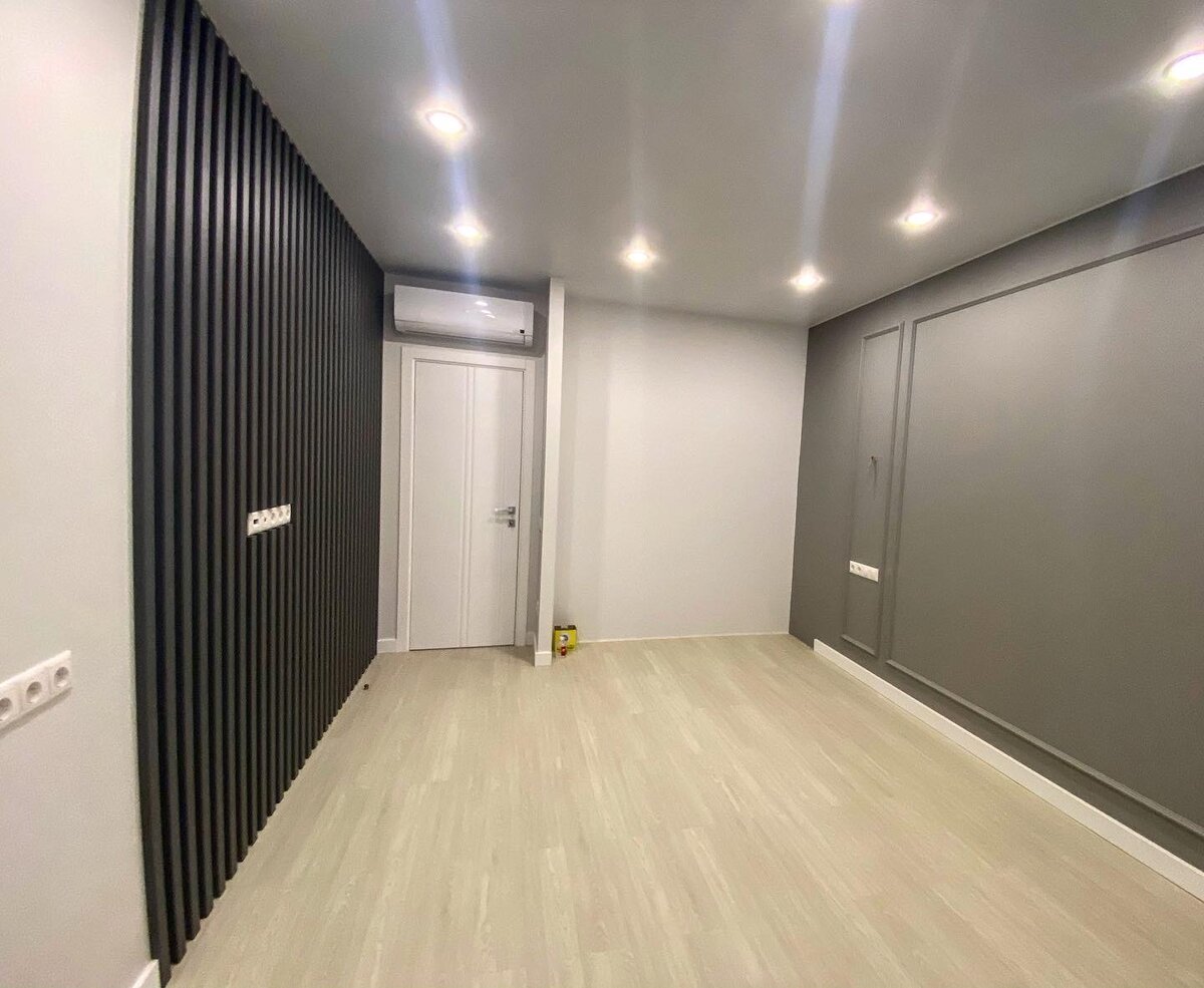 Сочетание Реек и Молдингов в Интерьере.