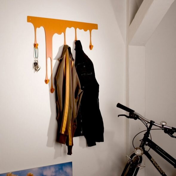 Идеи изготовления вешалки для одежды в прихожую (коридор) своими руками