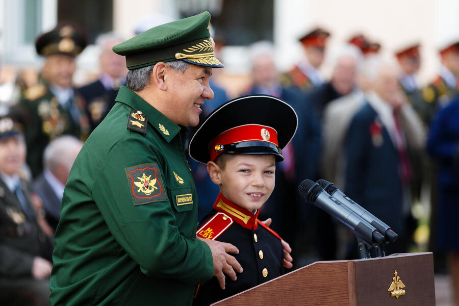 Начальник бронетанковой службы полка