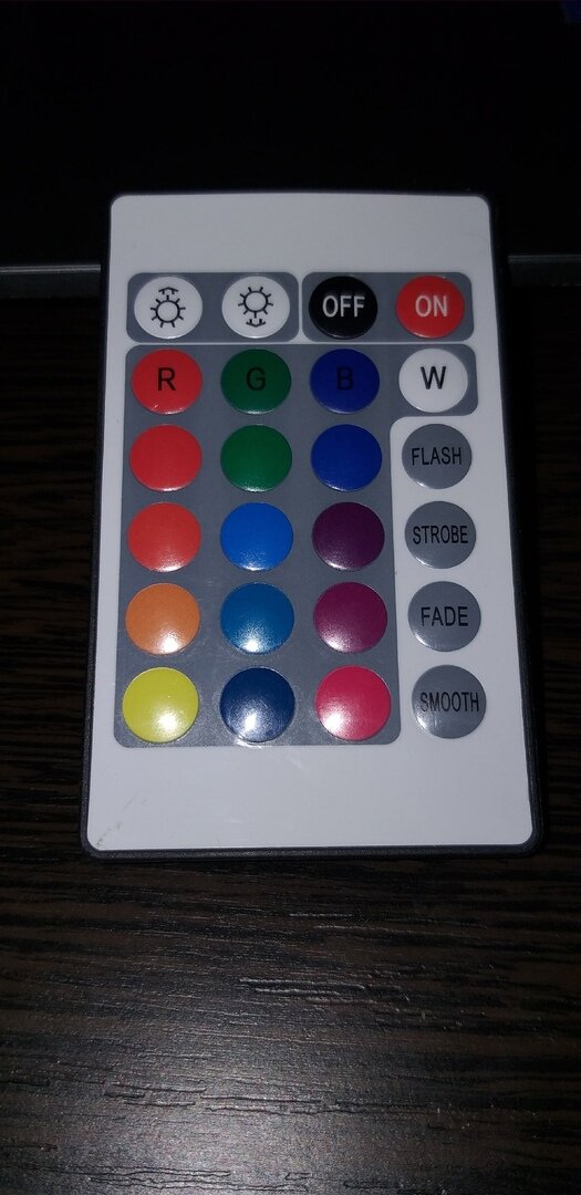 Пульт, которым можно управлять Луной