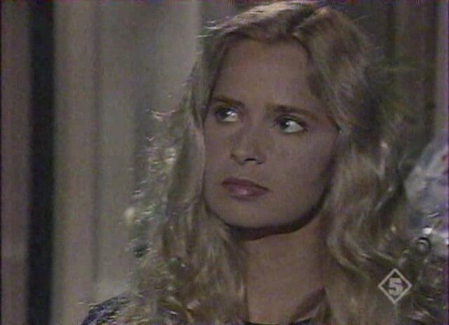 Мануэла фото. Мануэла 1991. Гресия кольменарес мануэла. Мануэла вереццо. Гресия кольменарес мануэла исабель.