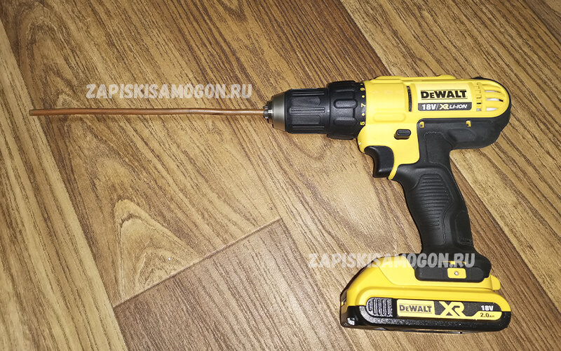 Шуруповёрт и трубка