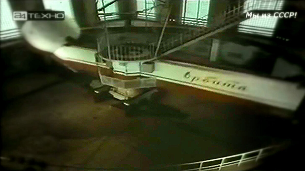 Квартира-центрифуга «Марс-Орбита» вращается со скоростью 48 угловых град/сек. Кадр из фильма «Крутые дороги космоса»  https://www.youtube.com/watch?v=VexccT50LM4