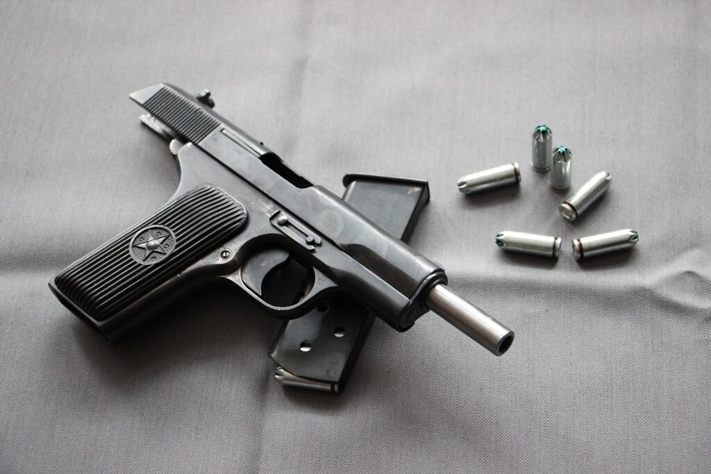 Списанный охолощённый ТТ | Источник: guns.ru