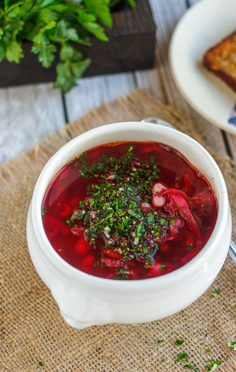 Постный борщ с фасолью