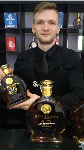 Царь Тигран: 12 и 25 лет