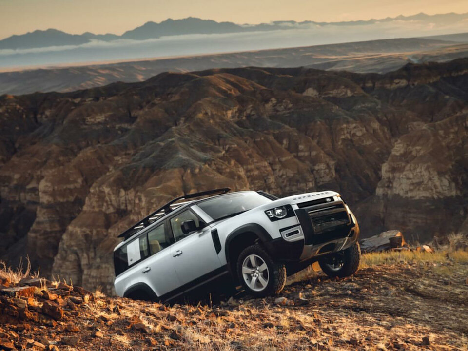 LAND ROVER DEFENDER 2021