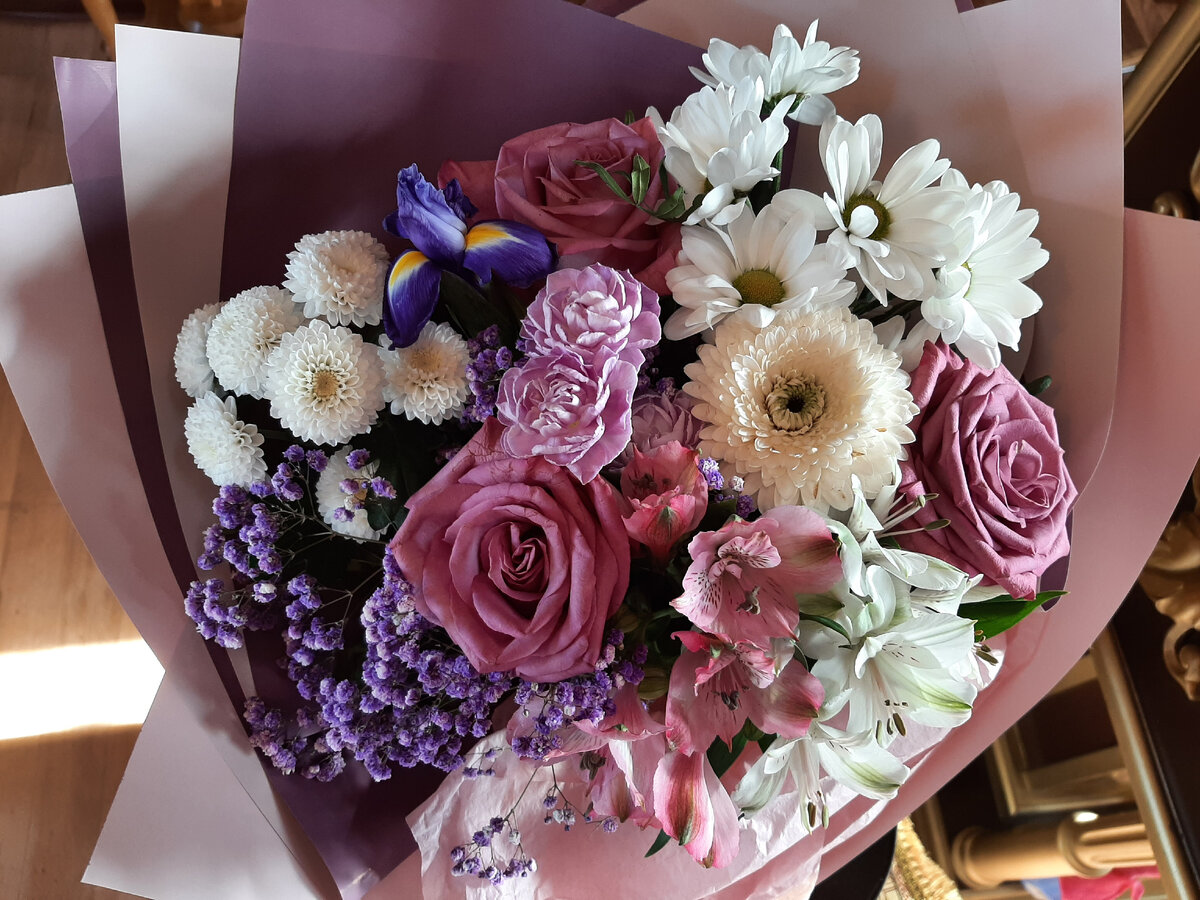 С Праздником, дорогие мамы!