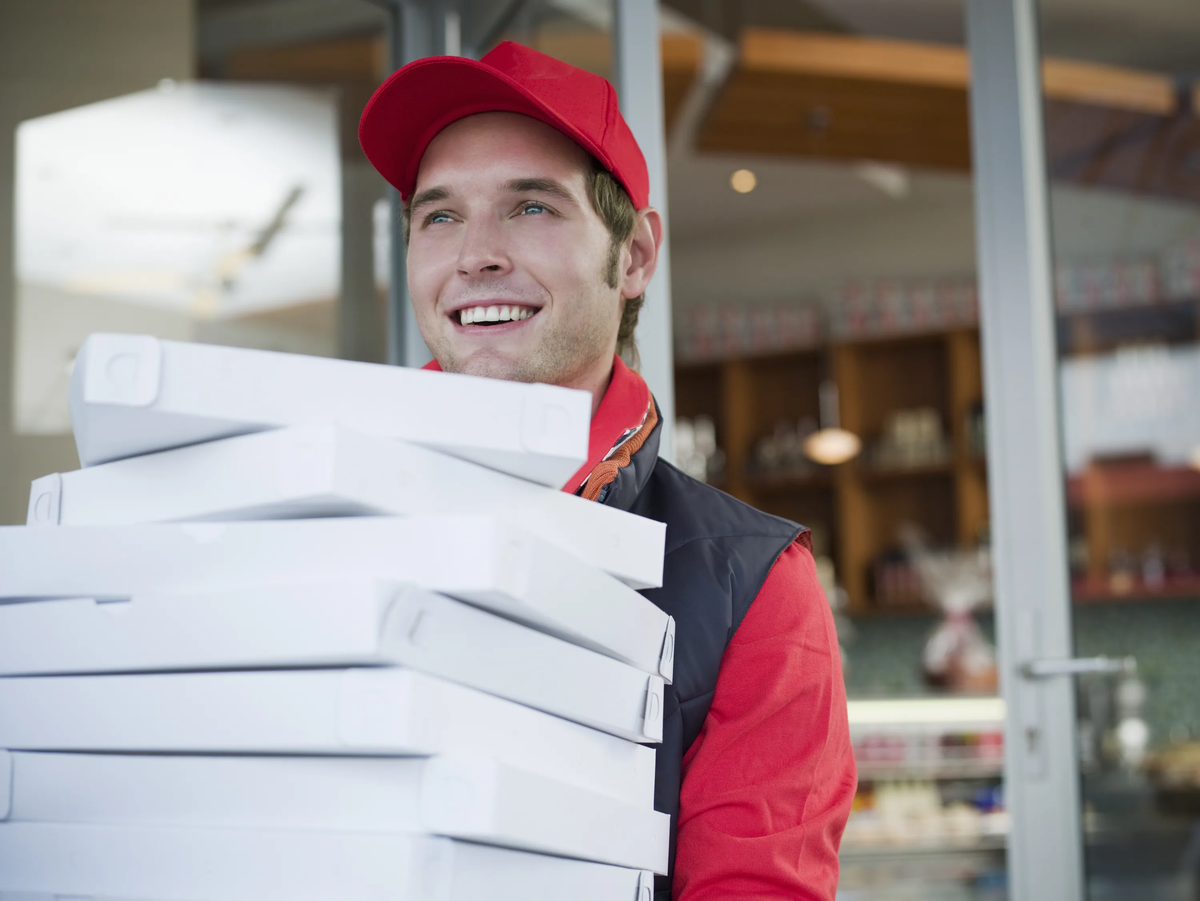 Какие документы обычно нужны для трудоустройства курьером на работу?