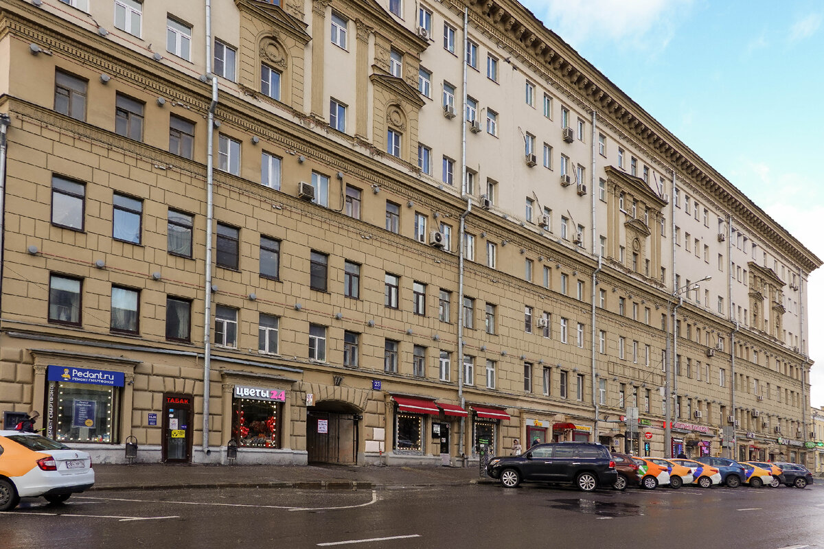 Республика цветной бул 15 стр 1 фото Аптека Москва, Москва г, Цветной б-р, д. 20/1, рядом с метро Цветной бульвар (