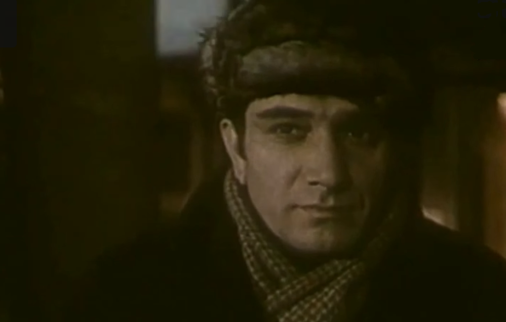 Пётр (Армен Джигарханян), кадр из фильма "Молодые" (1971)