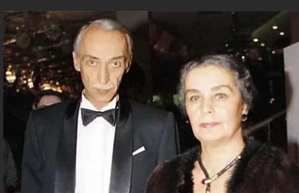 В конце жизни он вынужден был торговать своими книгами на ярмарке и радовался, когда в нём узнавали того самого Сан Саныча4