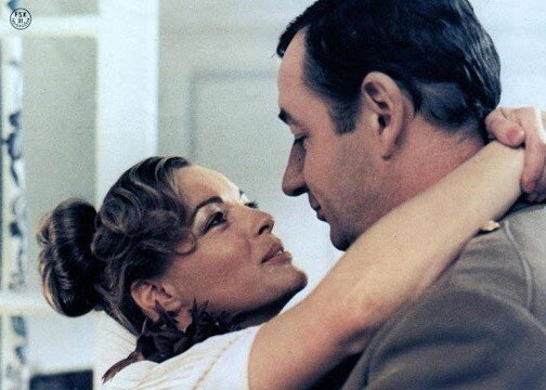 Роми Шнайдер - кадр из фильма "Старое ружьё" 