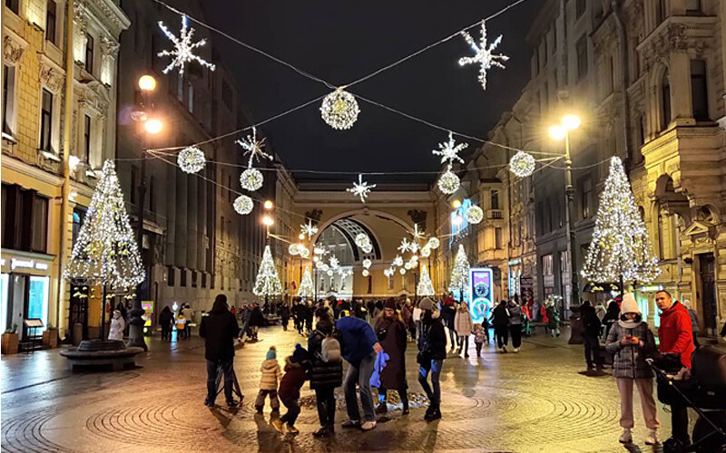 Новогодние украшения спб на улицах