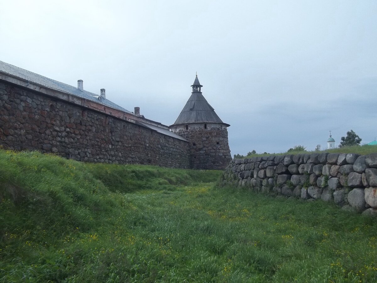 Восстание соловецкого монастыря 1666. Соловецкий монастырь 17 век соловецкое восстание \. Соловецкое сидение 1668-1676 кратко. Соловецкий монастырь 17 век. Восстание в соловецком монастыре 1668-1676.