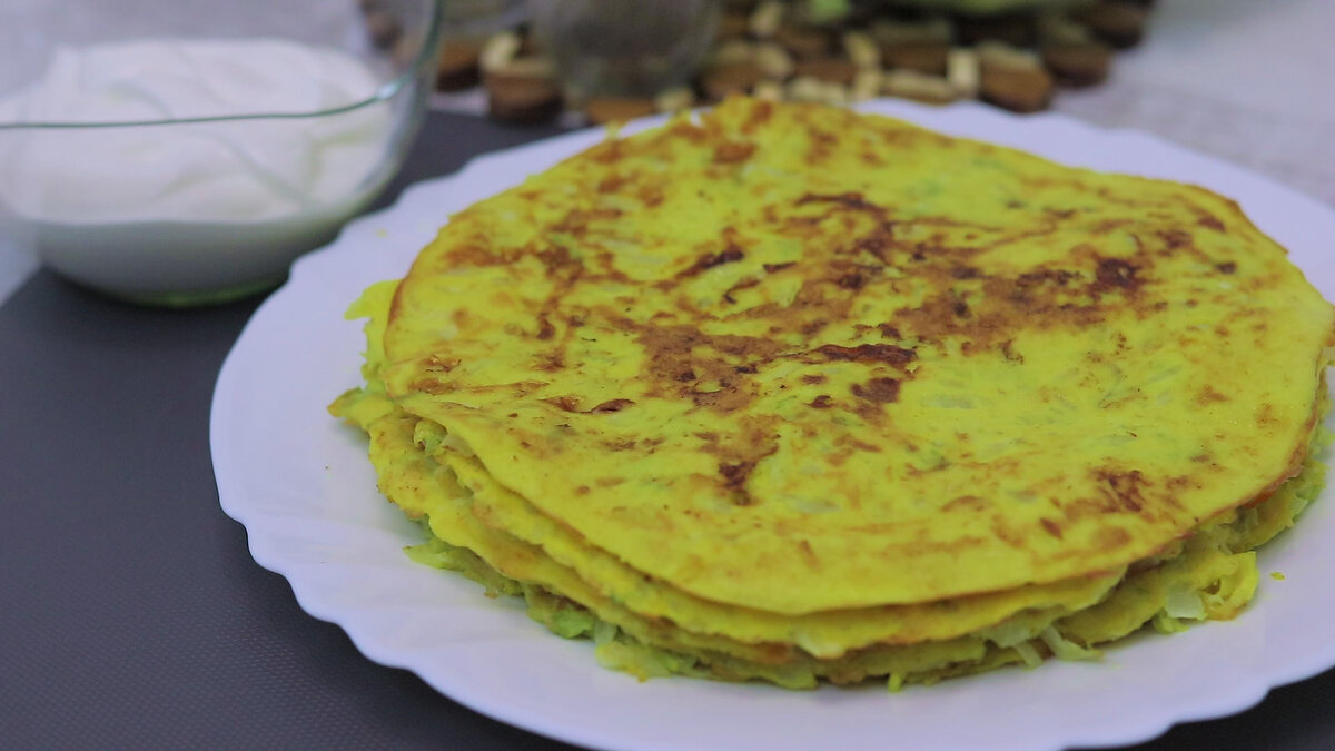 Капустные блинчики - невероятно вкусно. Это блюдо из капусты полюбит каждый.