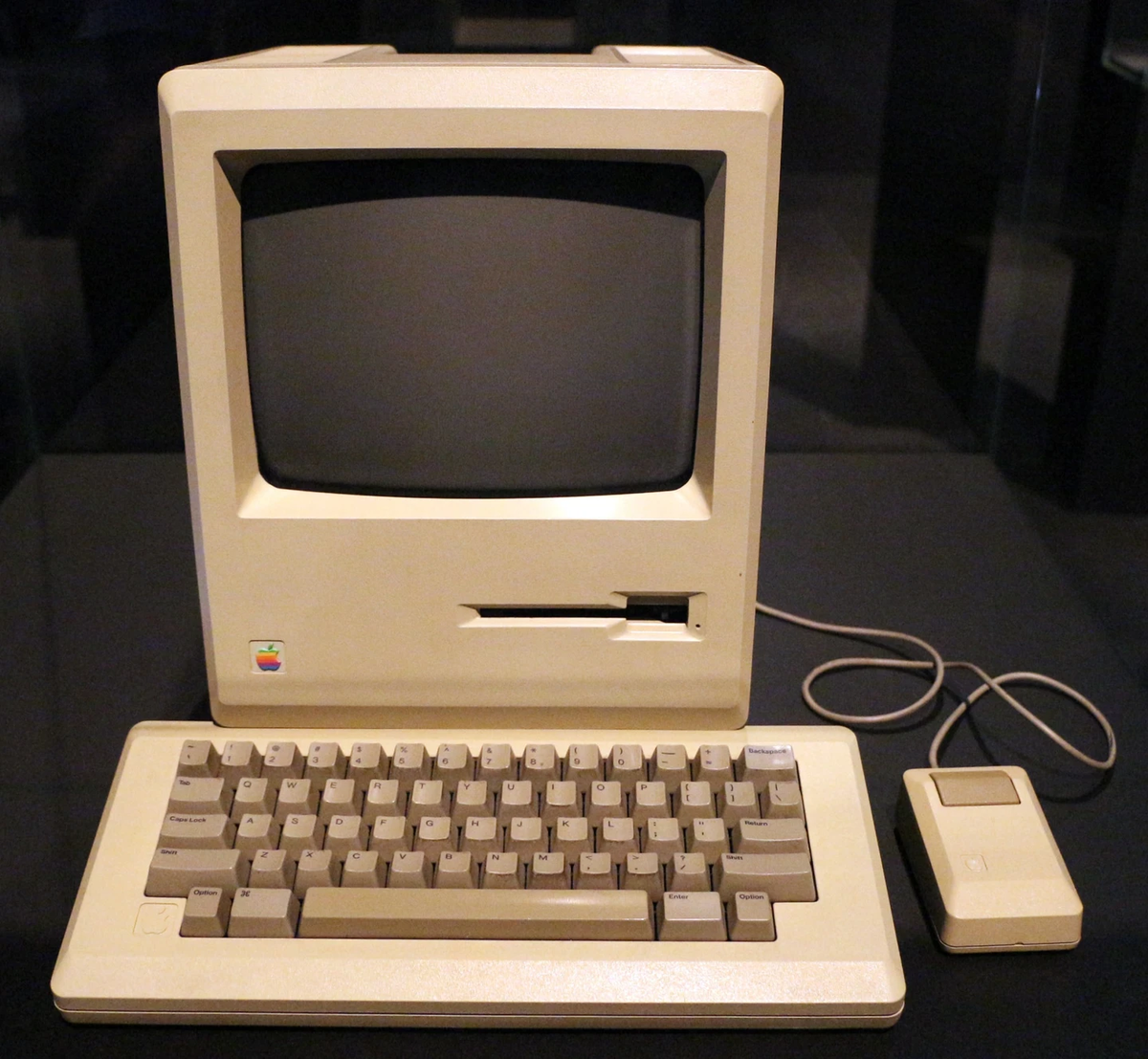 Модель компьютера. Компьютер Apple Macintosh (1984). Apple Macintosh 128k. Эппл макинтош 1984. Макинтош компьютер Apple 1984.